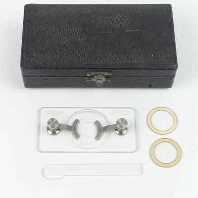 Voorwerpen Adlib\V25606-a.jpg; V25606; ;